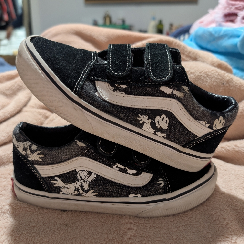 Vans X Disney Old Skool Micky Mouse‎ and Friends Disney100 Collection